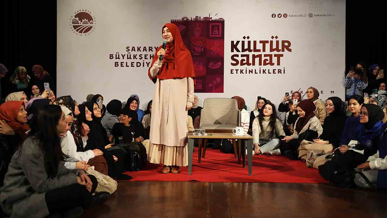 Huzurlu Aile Sohbetleri” yoğun katılımla gerçekleştirildi