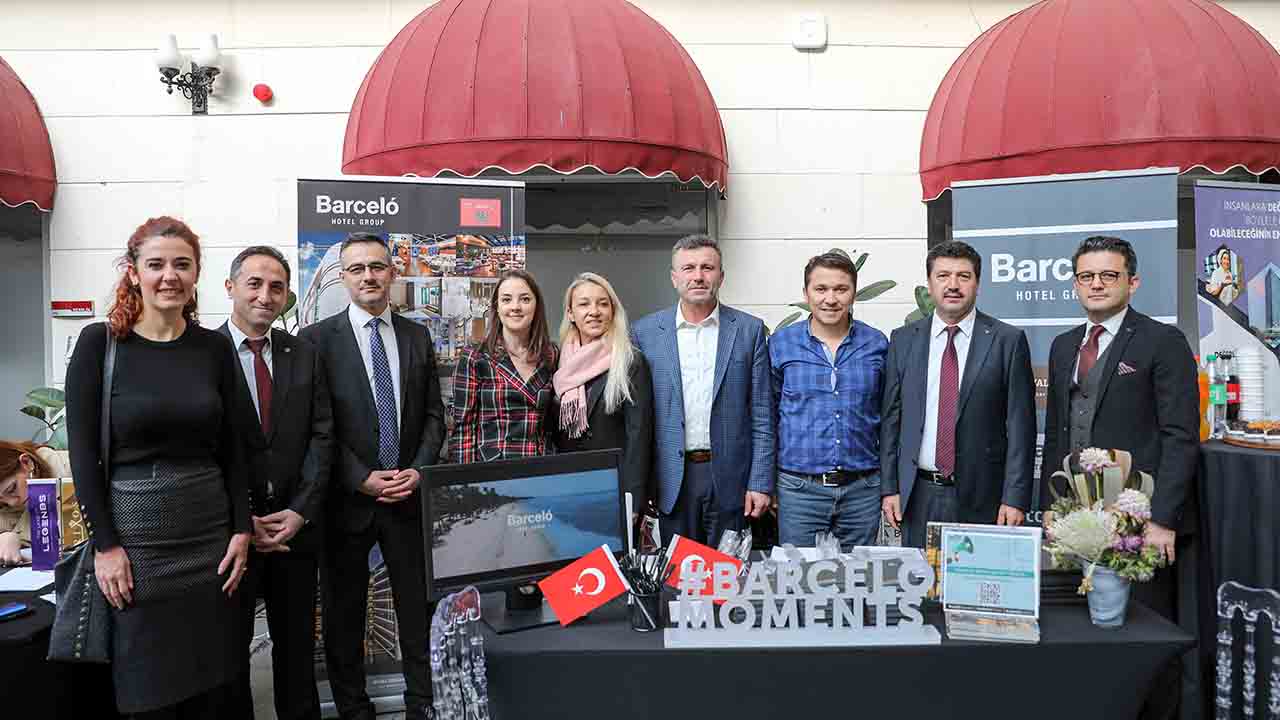 Turizm sektörü ve öğrenciler bir araya geldi