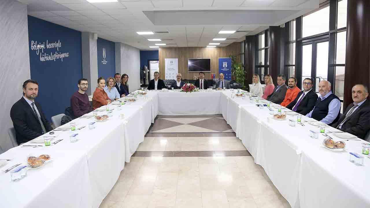 Spor Bilimleri Fakültesi akreditasyon belgesini aldı