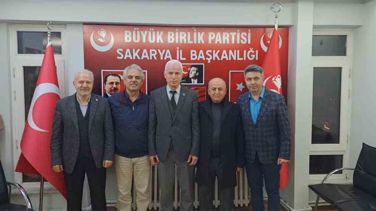 Büyük Birlik Partisi’ne katılımlar sürüyor