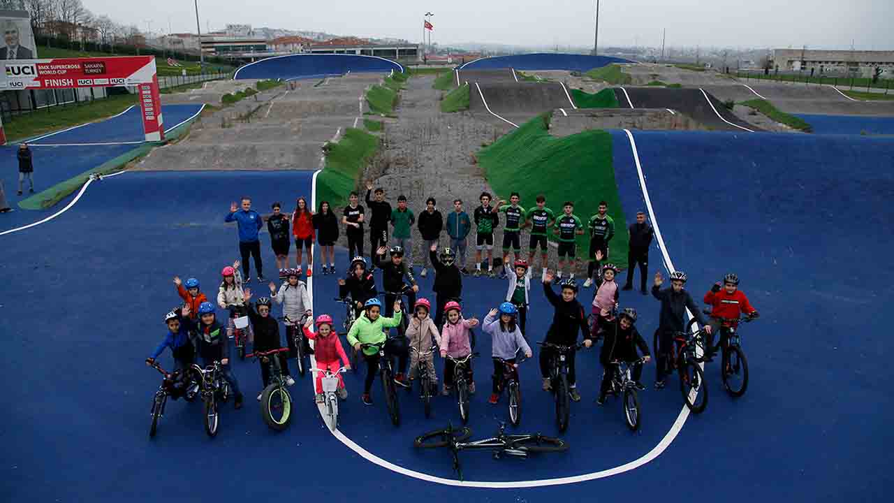 Büyükşehir bisikleti Sakarya’ya sevdiriyor