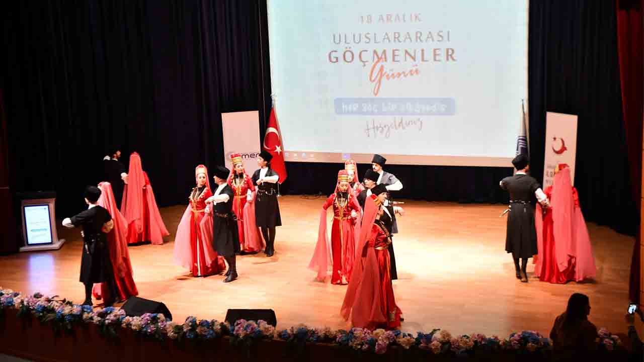 SAÜ’de Uluslararası Göçmenler günü Programı düzenlendi