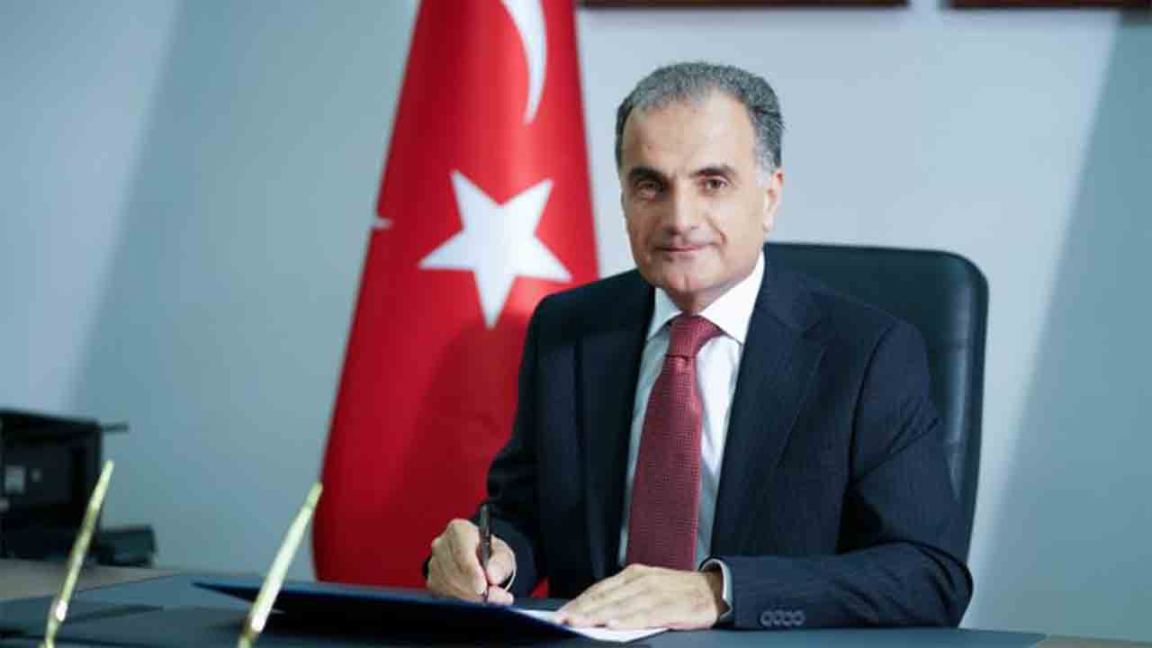 Rektör Al AA’nın “Yılın Fotoğrafları” oylamasına katıldı