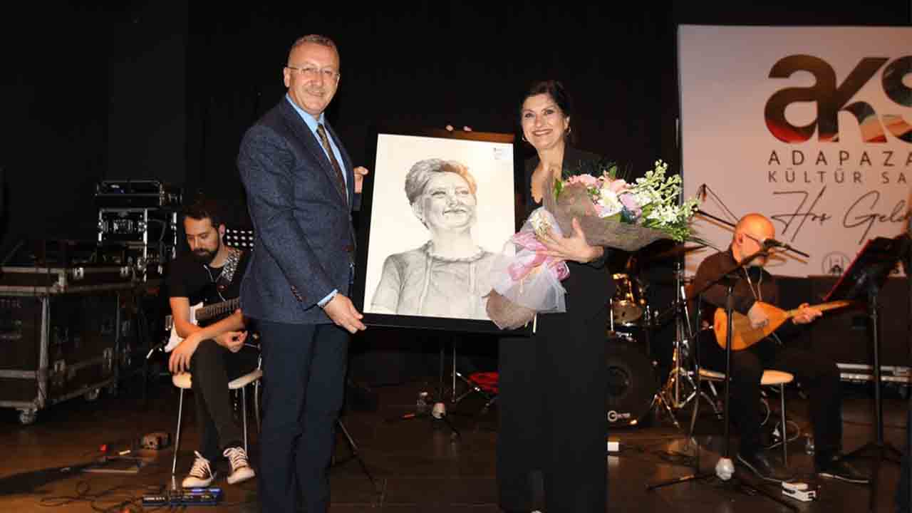 OKM’de Şükriye Tutkun Coşkusu