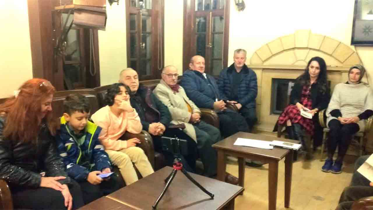 Kırklanmış Portreler bir Samimiyet ve iyilikler kitabıdır