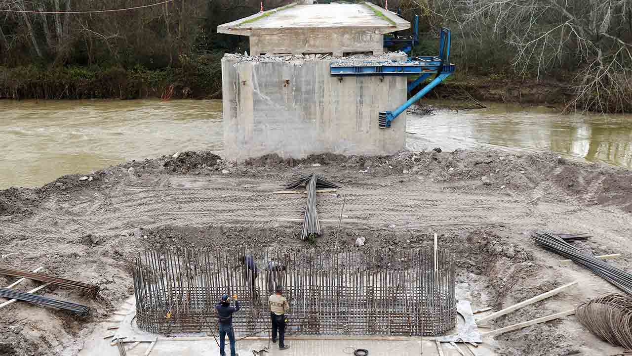 Yılların sorunu bitiyor: Mollaköy Köprüsü yeniden yükseliyor
