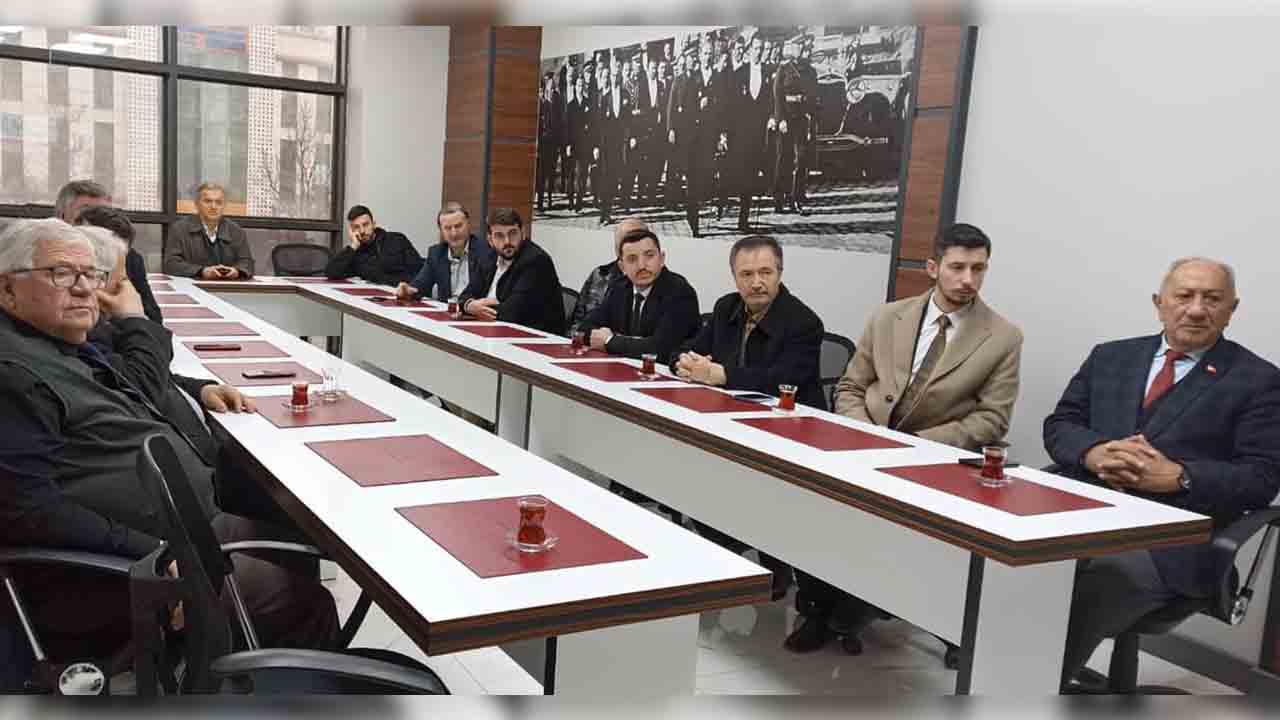 Başkan Keleş’e Demokrat Parti’den ziyaret