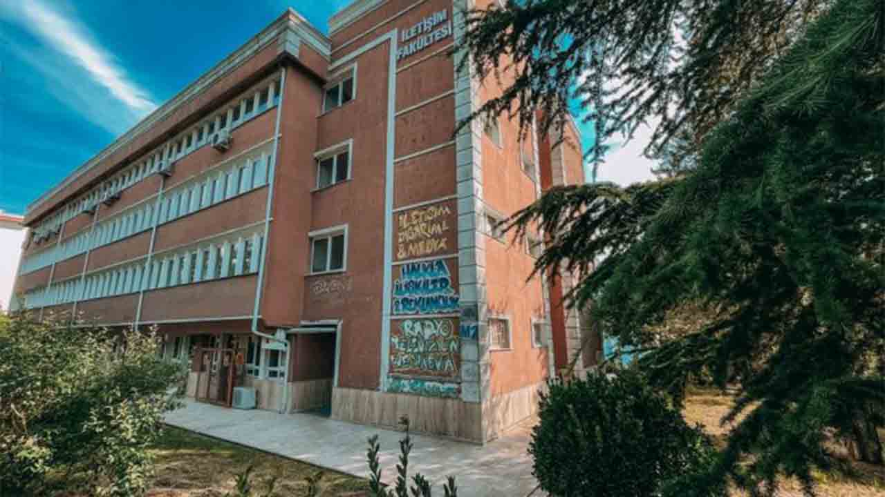 SAÜ İletişim Fakültesinden Q1 Endeksli yayın