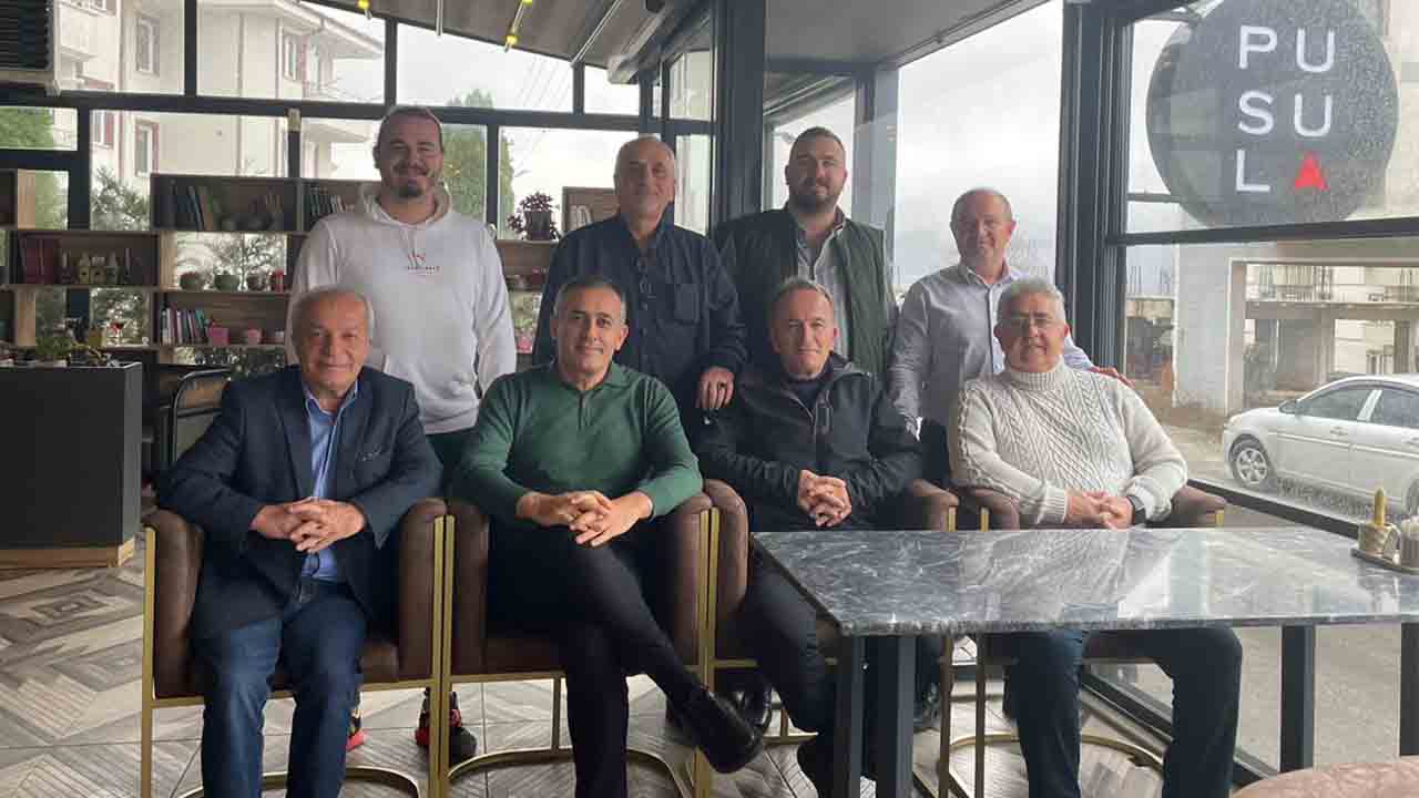 Lise Arkadaşları 40. Mezuniyet yılında Sakarya’da buluştu