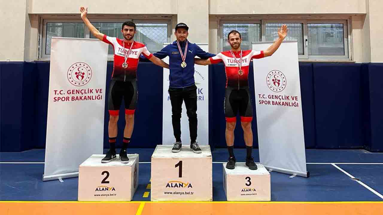 2023’ün ilk zaferi Büyükşehirli Furkan’dan