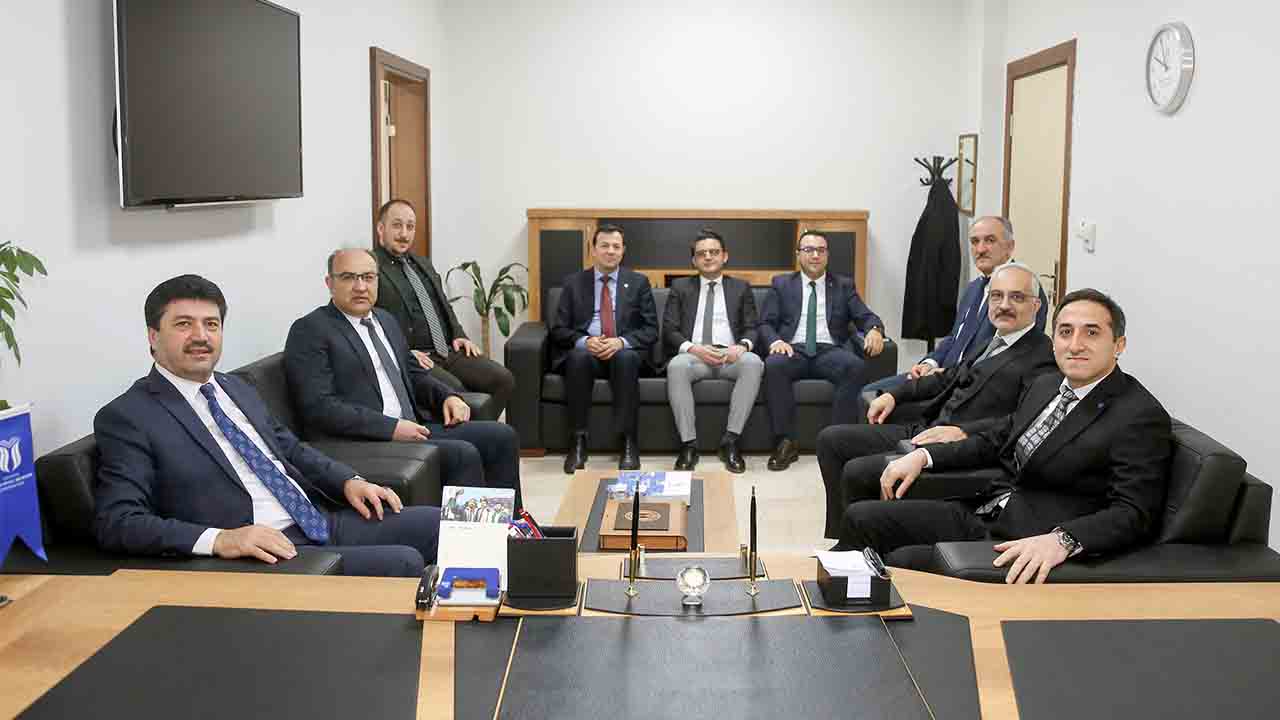 SUBÜ’de Rektör Yardımcısı Prof. Dr. Oğuz Türkay oldu