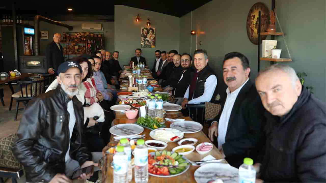 Kocaali’de gazeteciler günü kutlandı