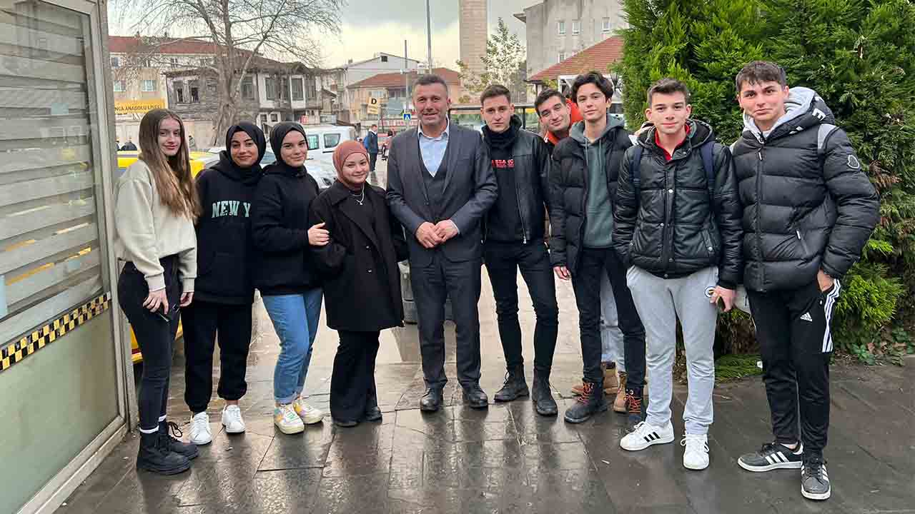 Başkan Özen, Gençlerle Bir araya geldi