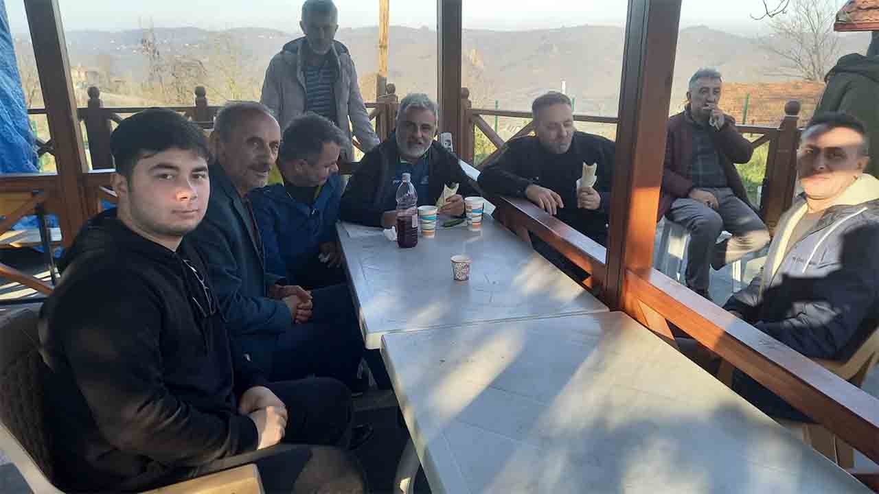 2023 yılın ilk gününde Kocaali Açmabaşı köyü sakinleri bir araya geldiler