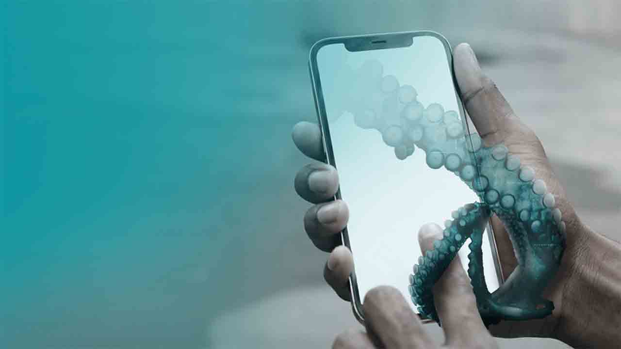 Yetişkinlere yönelik görüntülü sohbet üzerinden siber saldırı