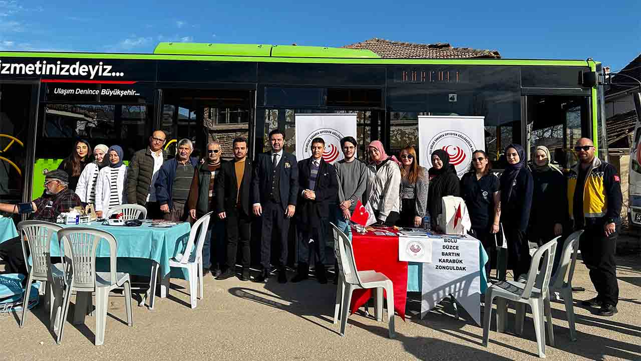 Pamukova Gökgöz ve Turgutlu’da 300 vatandaşa sağlık taraması