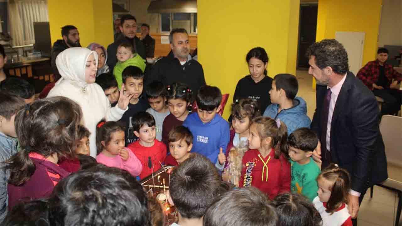 Deprem Bölgesinden Gelen Misafirler Gençlik Spora emanet