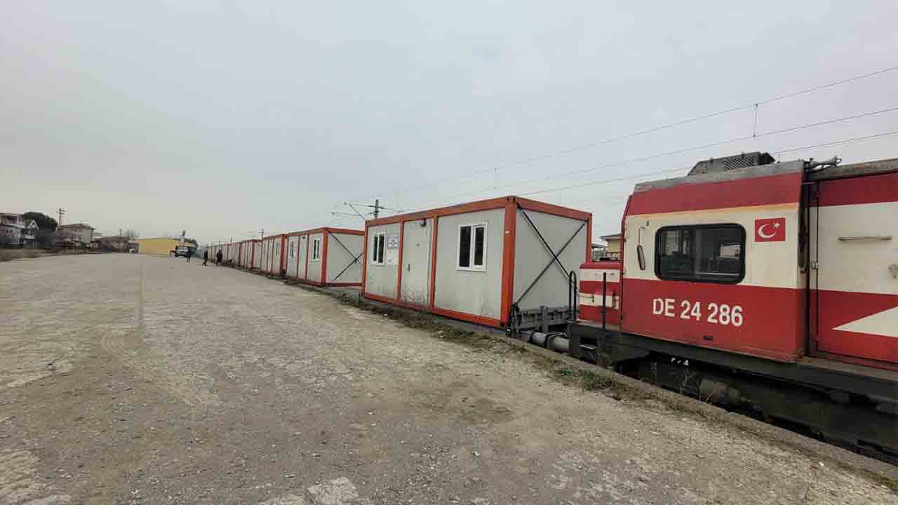 SATSO Konteynerleri Deprem Bölgesine Gitmek üzere yola çıkıyor