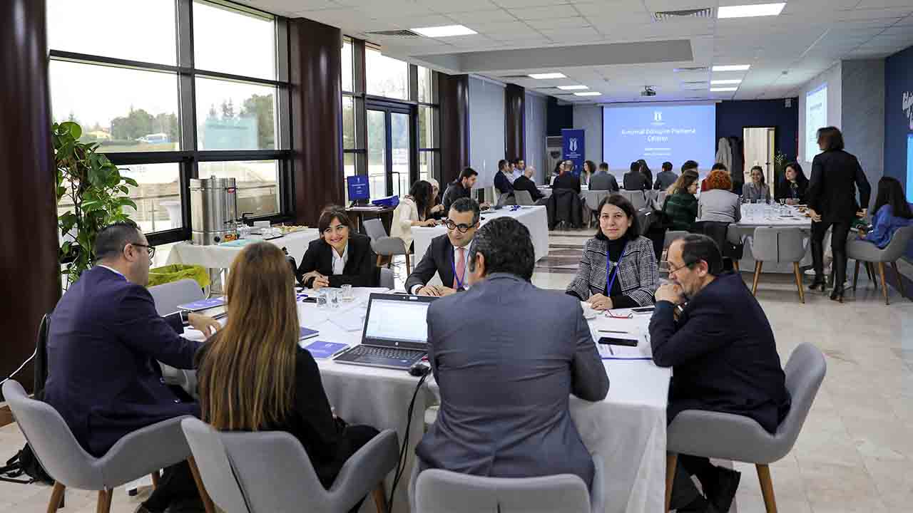 SUBÜ’de kurumsal dönüşüme çalıştay katkısı