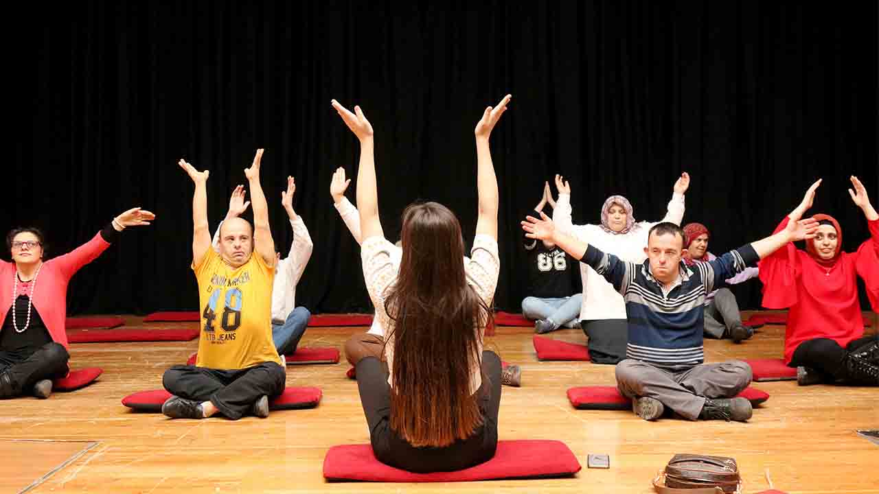 Engelsiz Hobi Kursunda doğru nefes egzersizi