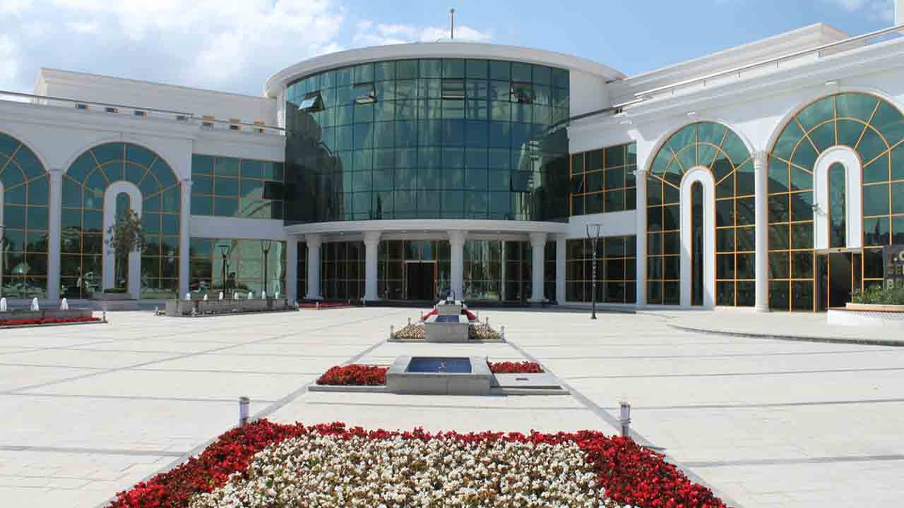 Serdivan Belediyesi çalışanlarından önemli bir Bağış