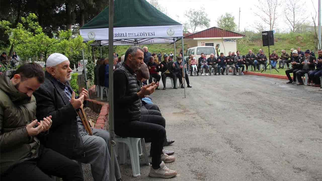 Ferizli’de Geleneksel Arefe Günü duaları yapıldı