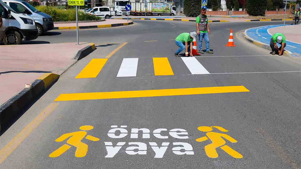 Büyükşehir 3 farklı noktada işlemleri tamamladı