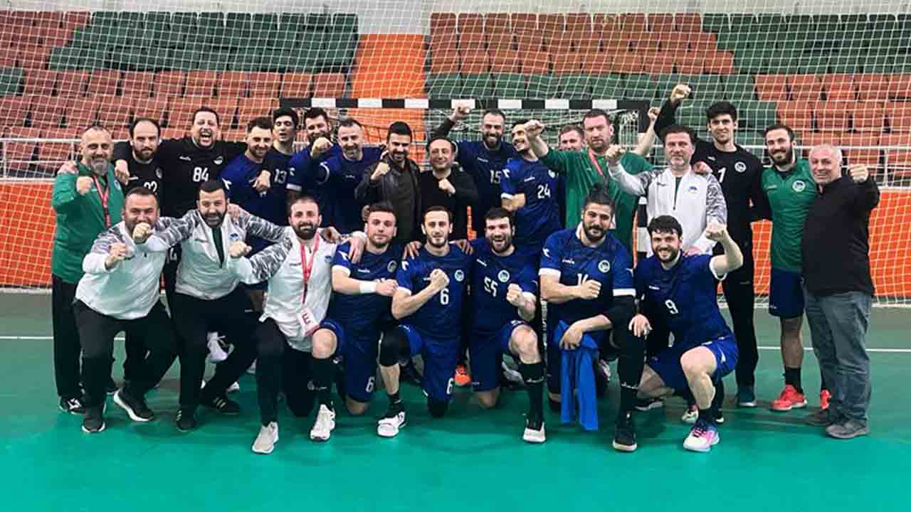 Büyükşehir hentbol 16’ncı galibiyetini Köyceğiz’de aldı