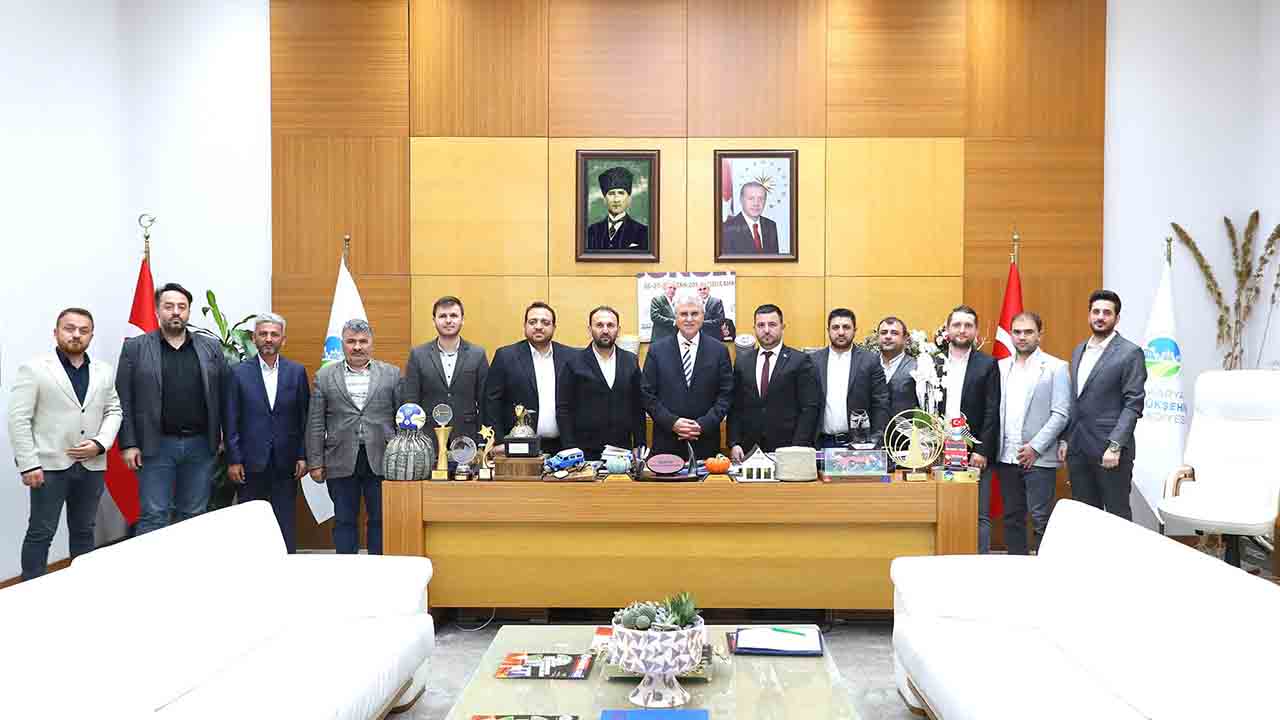 Yüce’den ‘bilim ve teknoloji’ vurgusu: “Sakarya’nın yükselişi sizin elinizde”