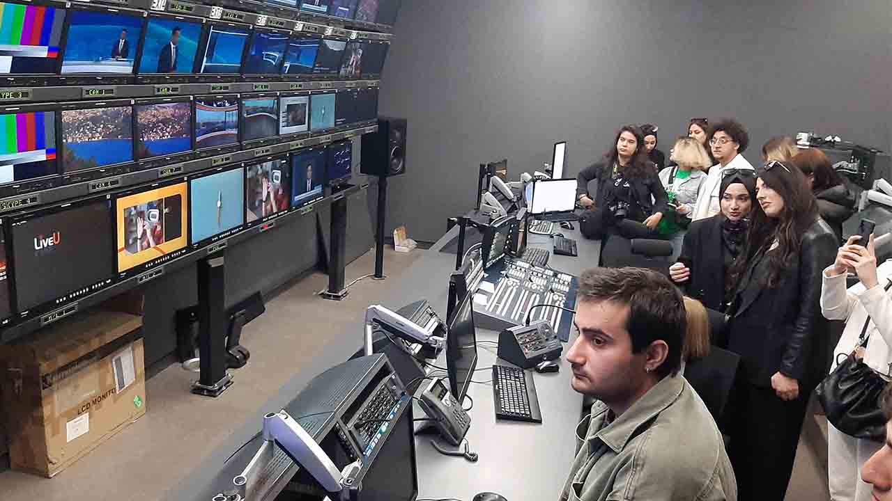 SUBÜ öğrencileri TRT’yi inceledi