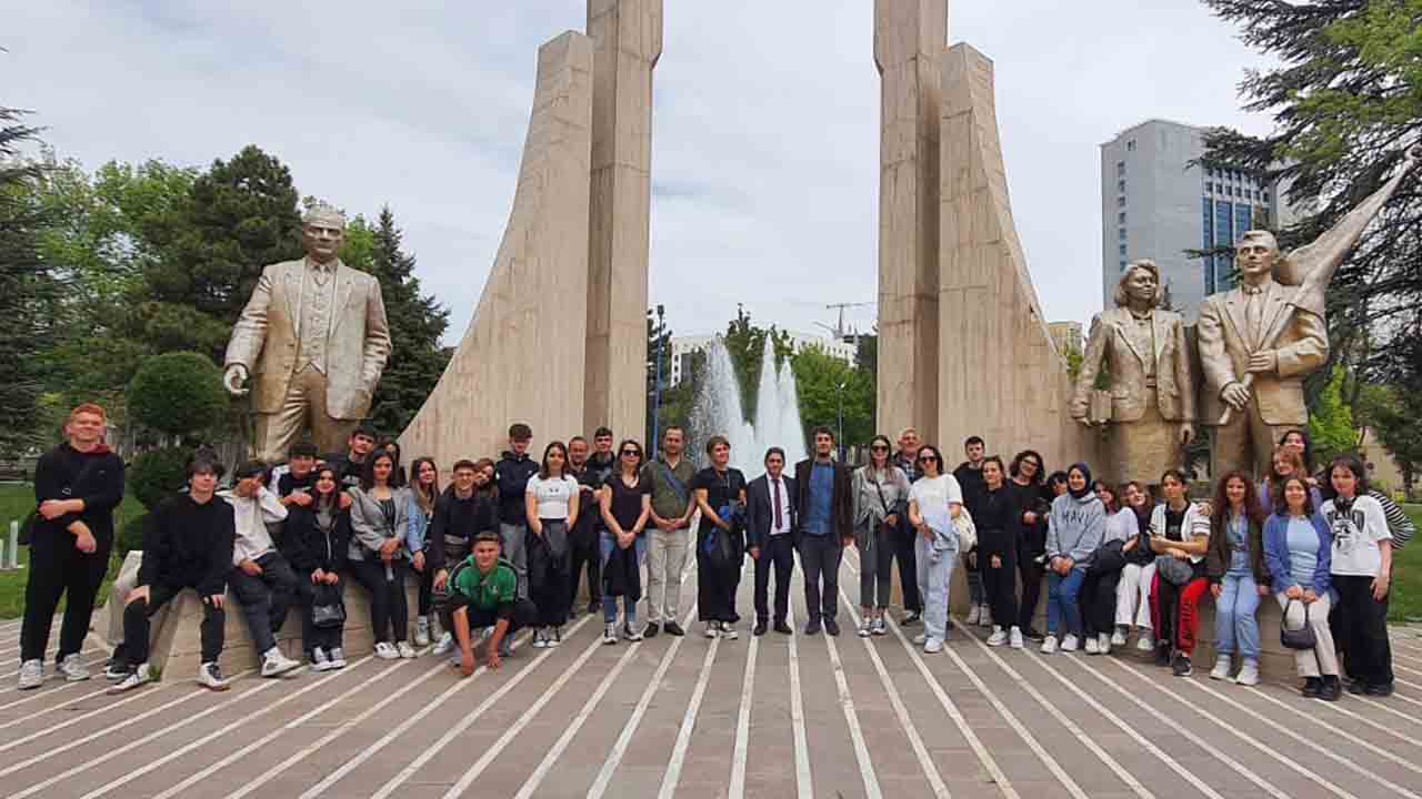 SGSL Öğrencilerinin Ankara Gezisi