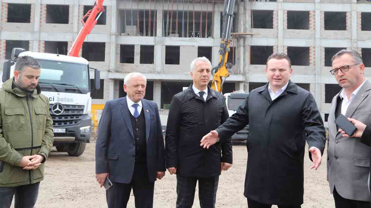 Bülbül: Devlet Bahçeli Fen Lisesi gurur verici bir eserdir